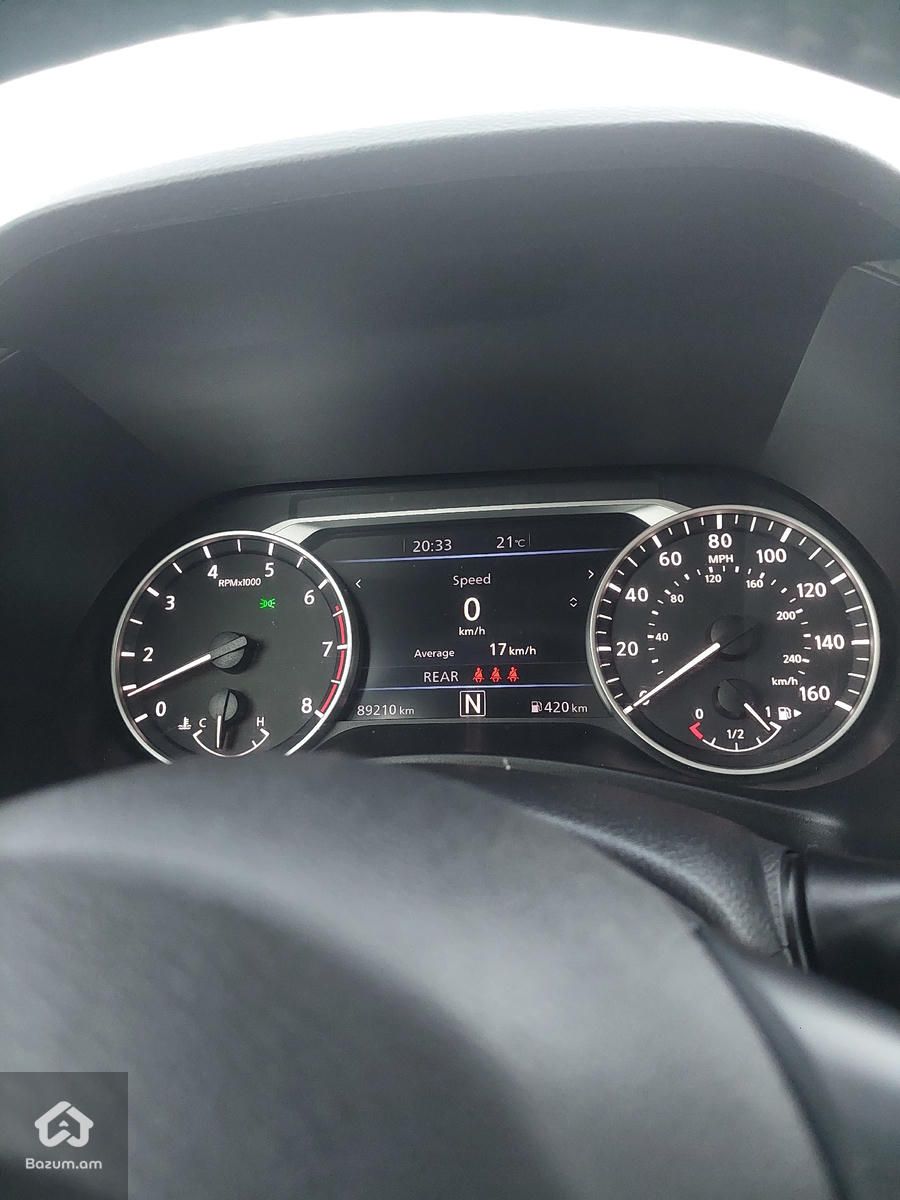 Nissan - image 38