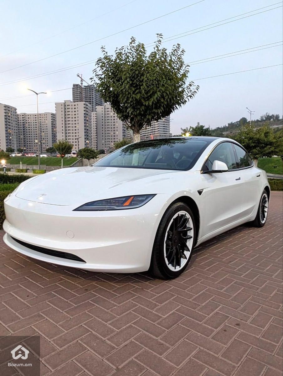 Tesla Model 3 2025 - image 4