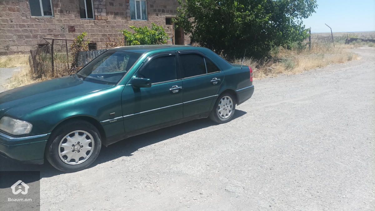 Mersedes Benz - image 3
