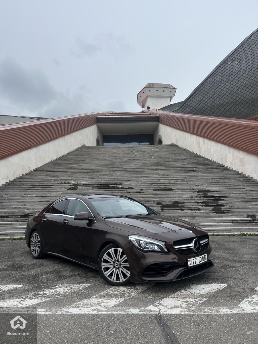 Mercedes CLA 250 AMG line - image 1