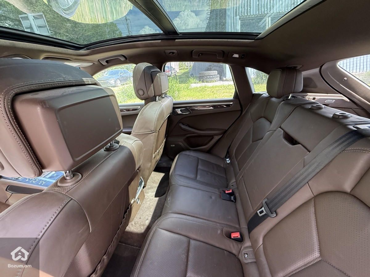 Porsche Macan 3.0 - image 13
