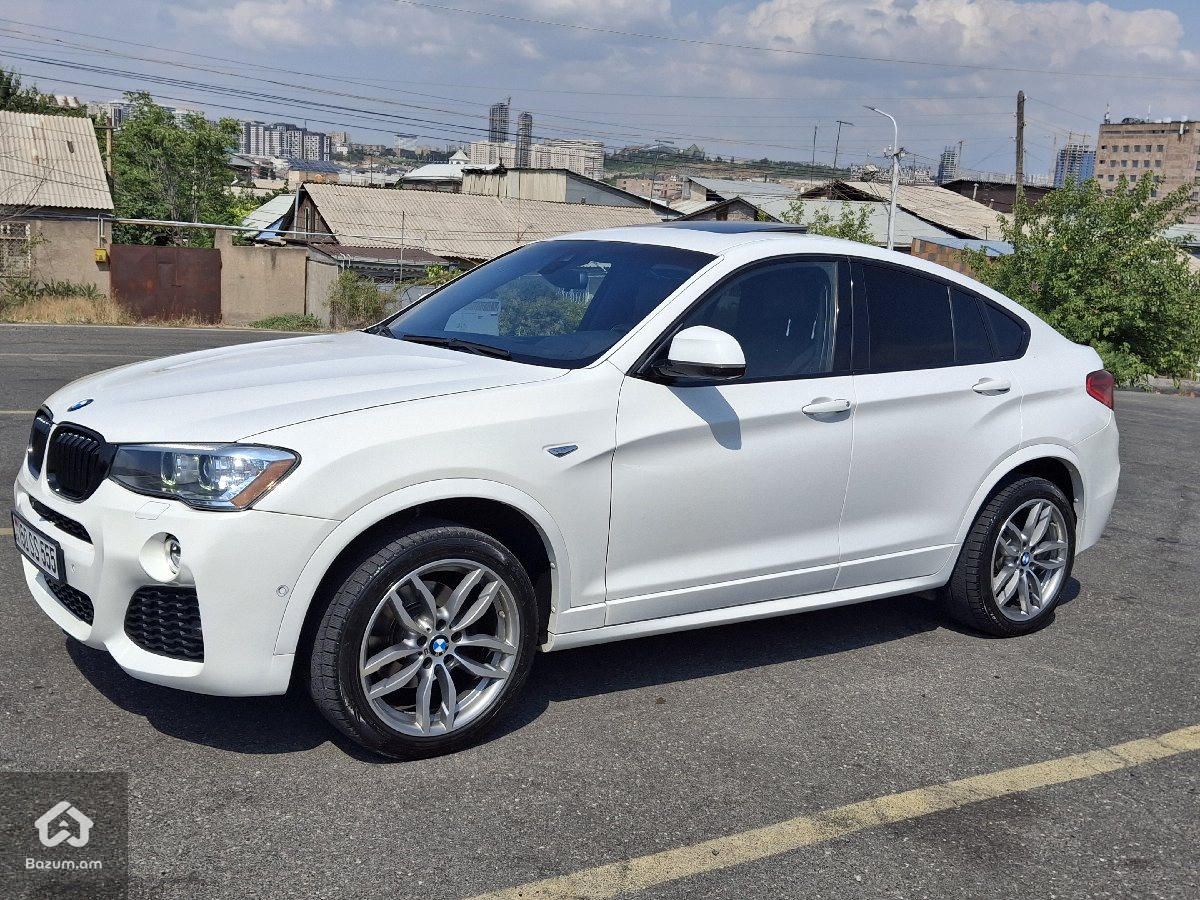 BMW X4 M 2018 - image 11