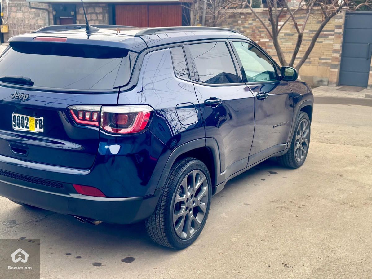 Jeep Compass Aniversary - image 8