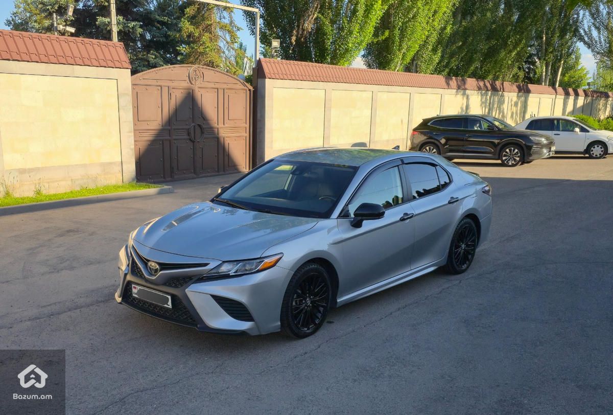 Toyota Camry SE 2.5L - image 27
