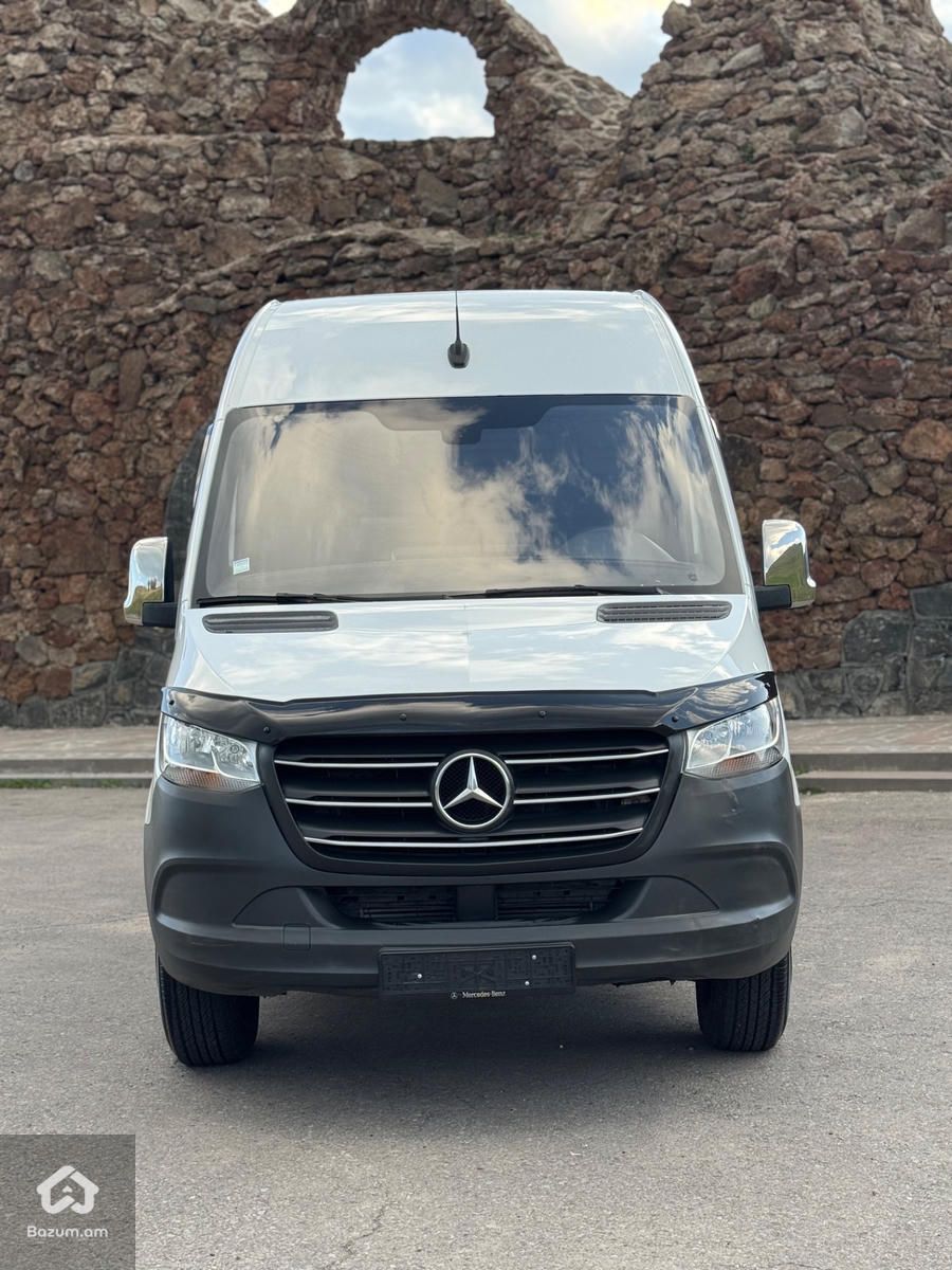 Mersedes benz - image 2