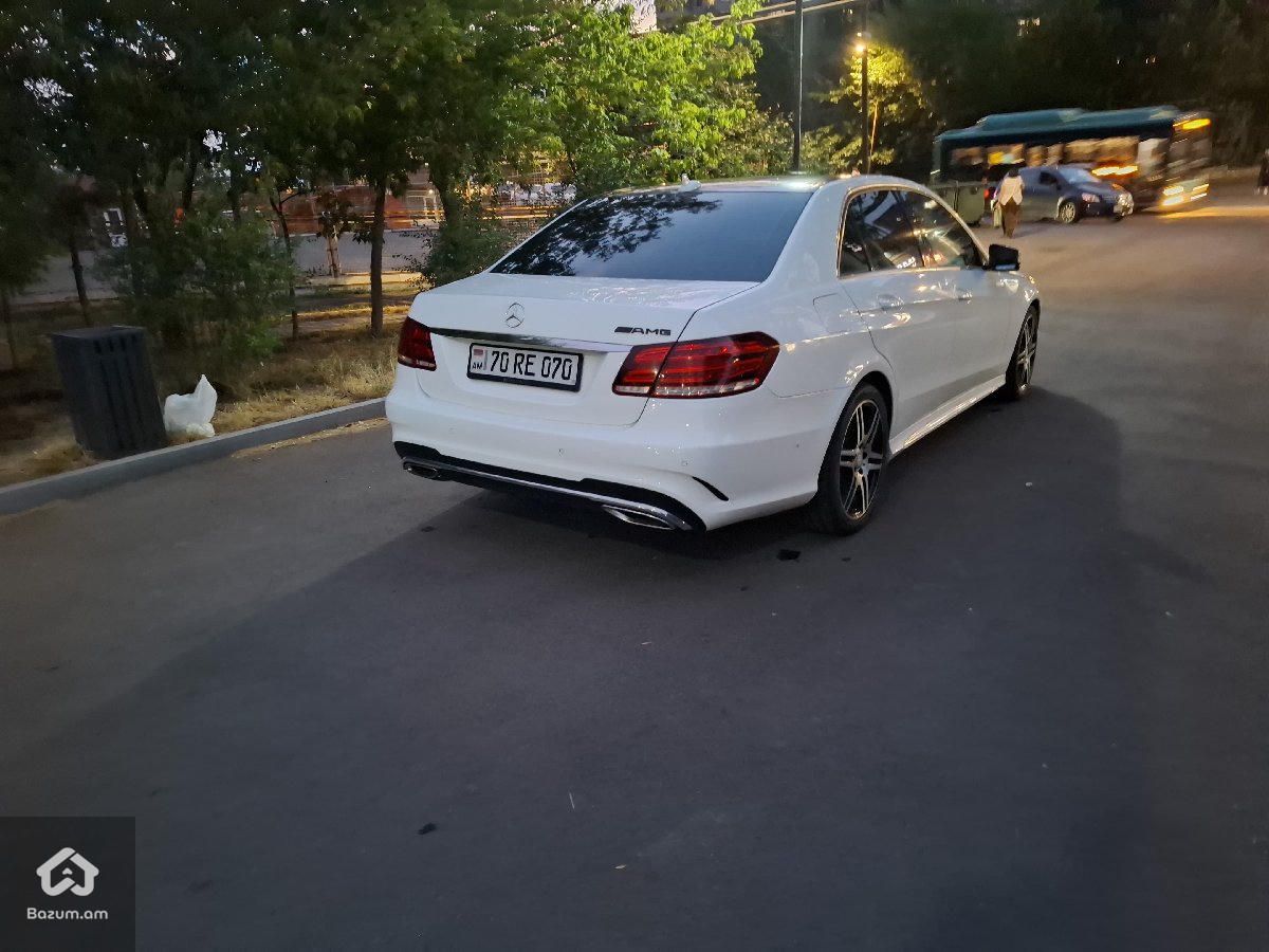 Mercedes-Benz E 200 2013 - image 4
