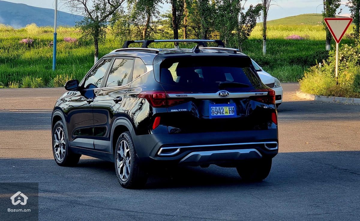Kia Seltos Ex - image 5