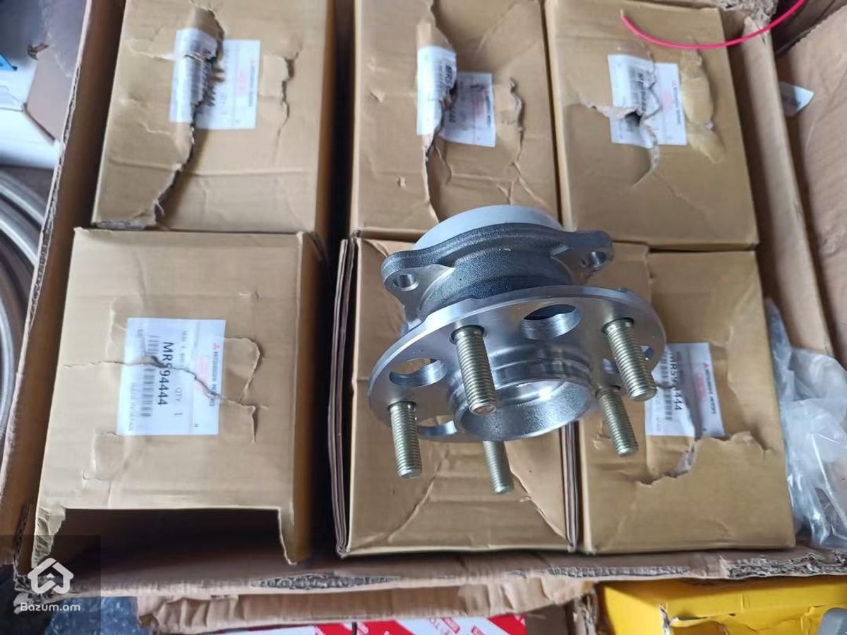 mitsubishi grandis 4wd capka mitsubishi grandis hetevi capka stupica grandis 4wd - image 1