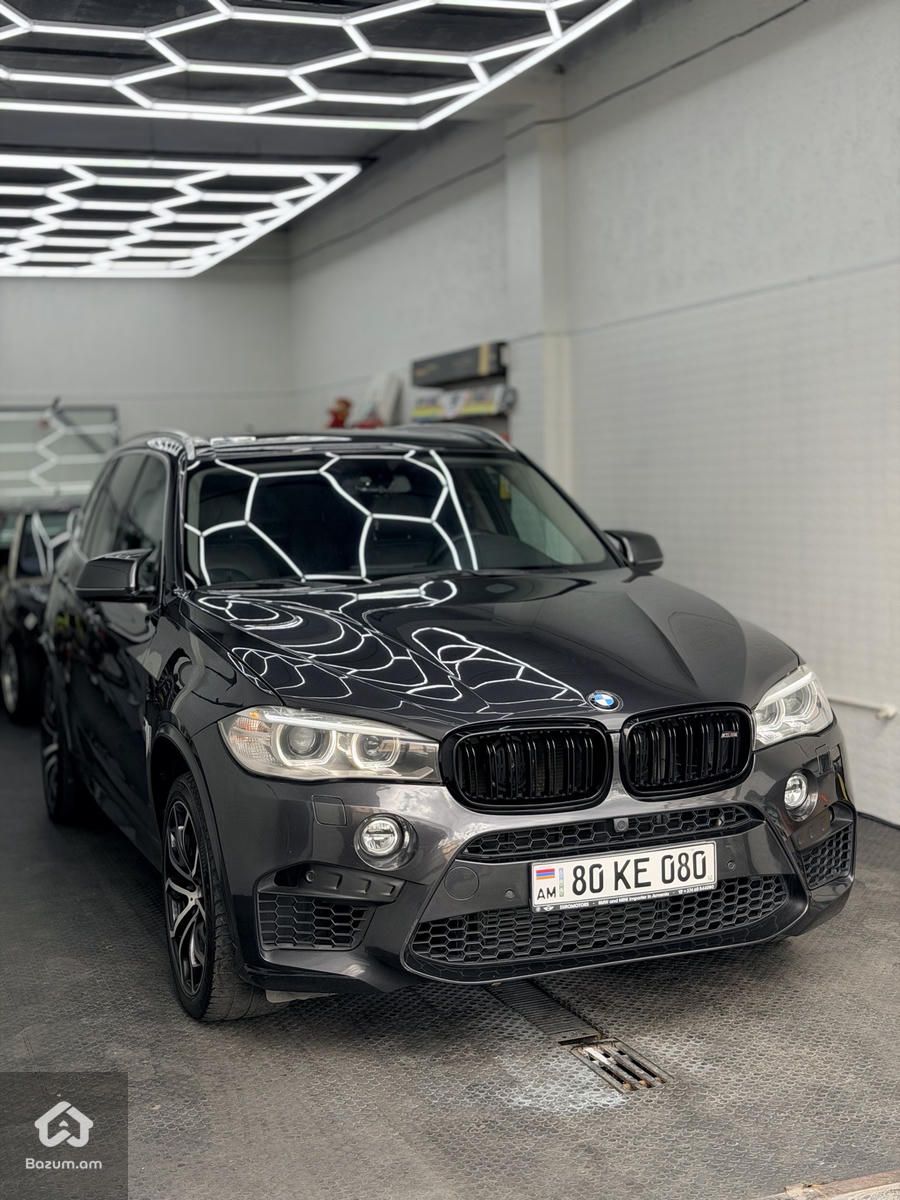 BMW X5 - image 3