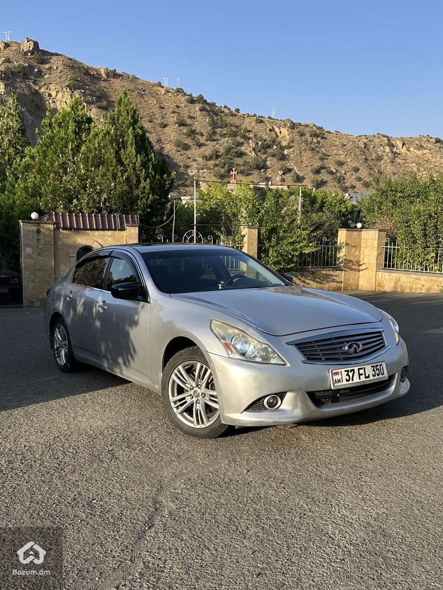 Infiniti G25 2012 - image 2