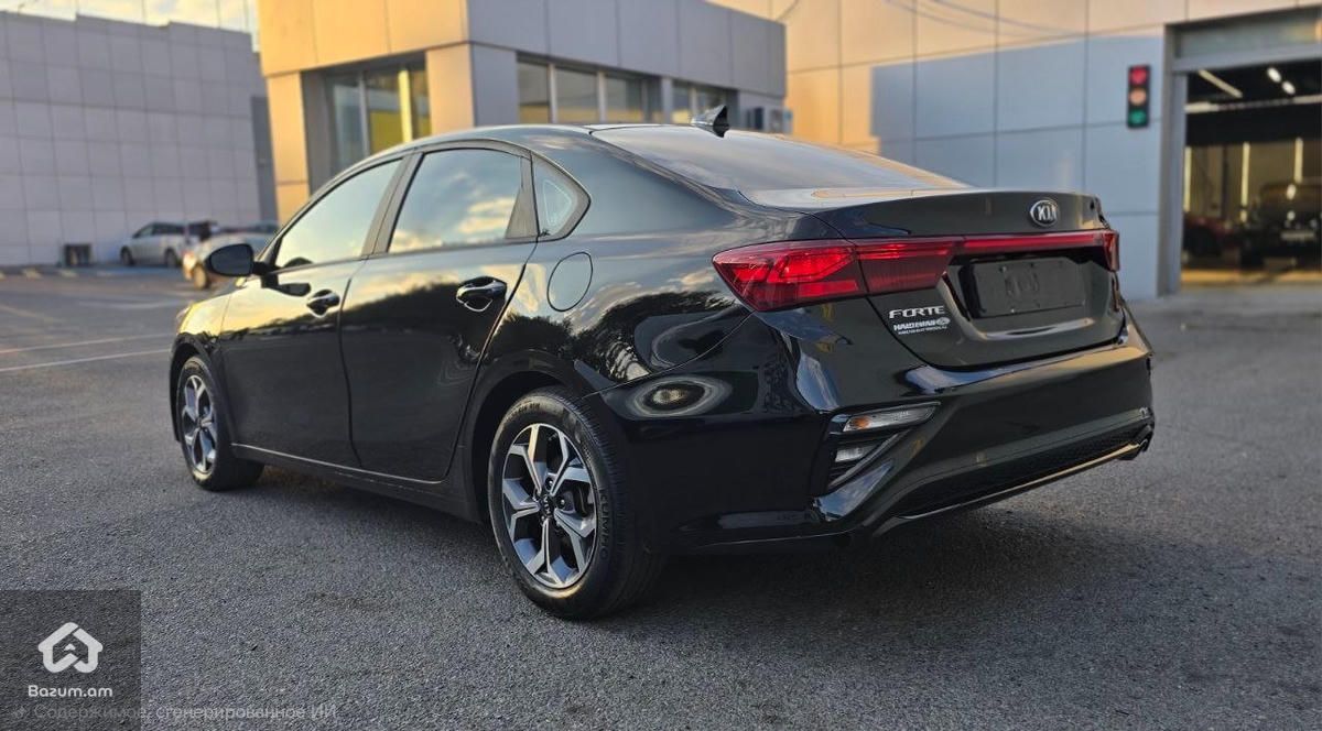 Kia Forte 2020 - image 5