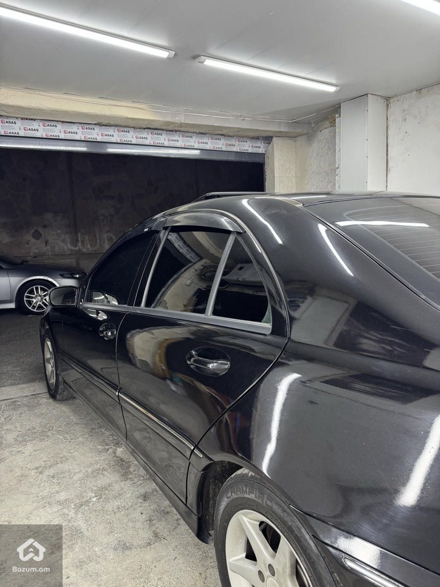 Mercedes-Benz C  - image 2