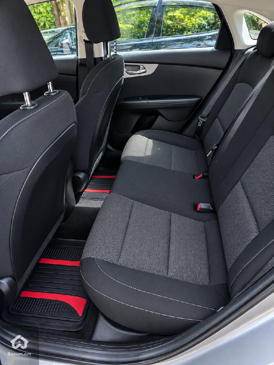 Kia Forte 2024 - image 13