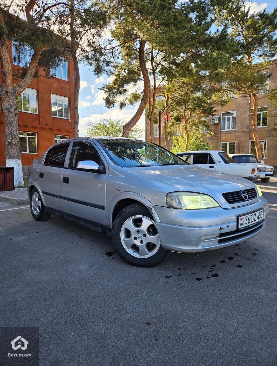 Opel Astra G - image 1