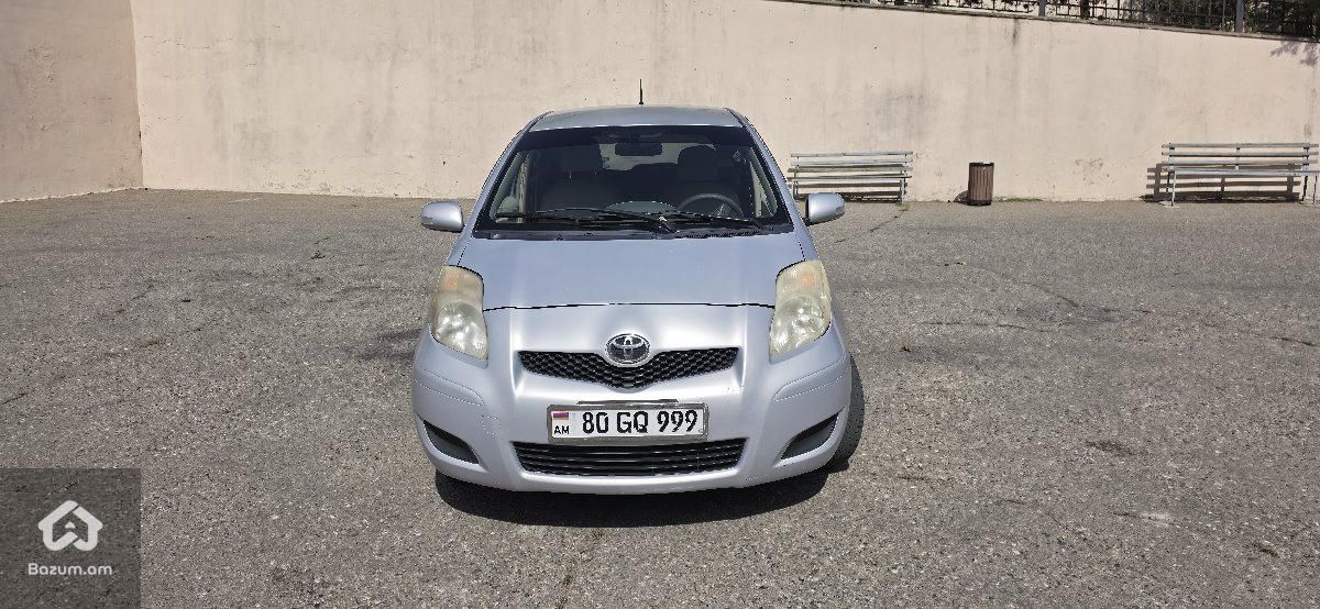 Toyota Vitz 2010 - image 3