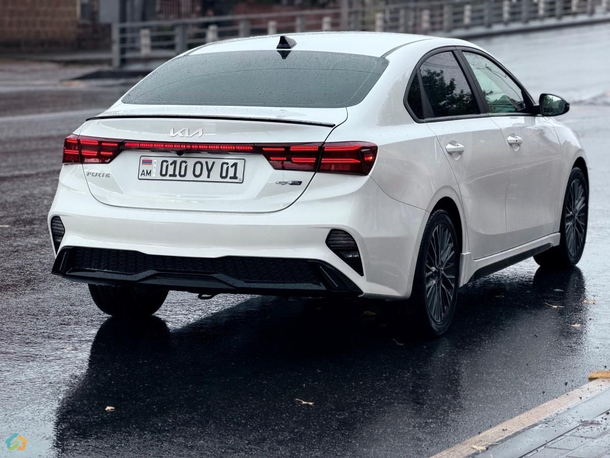Kia Forte Gt-line - image 21
