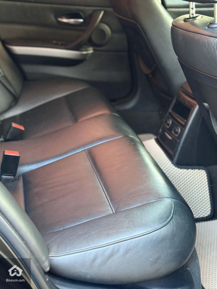 BMW 330i E90 - image 10