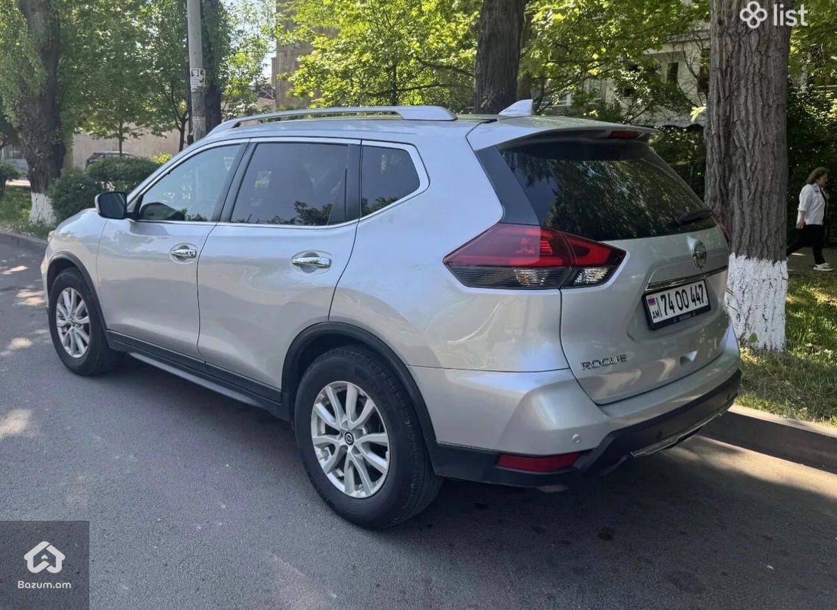 Nissan Rogue 2019 SV - image 4