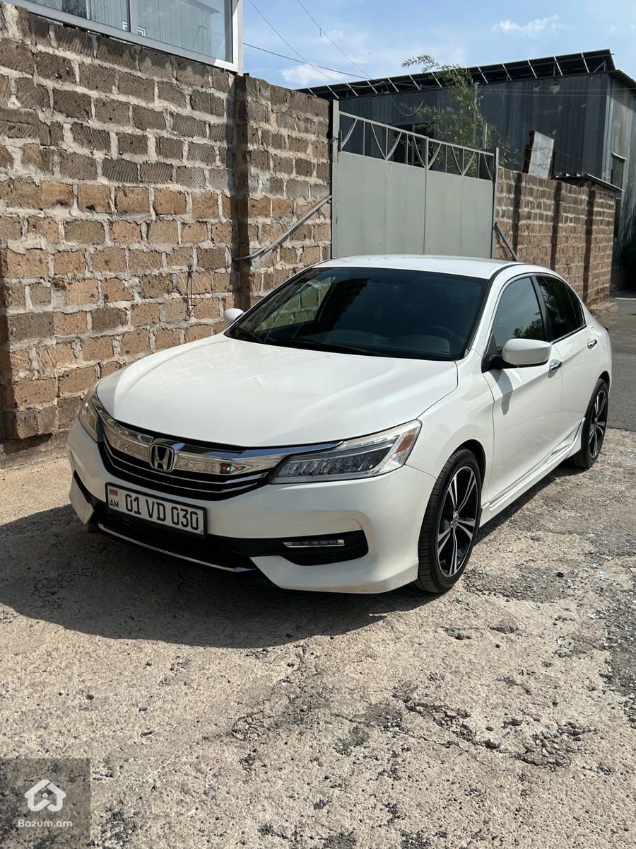 Honda Accord 2016 - image 2