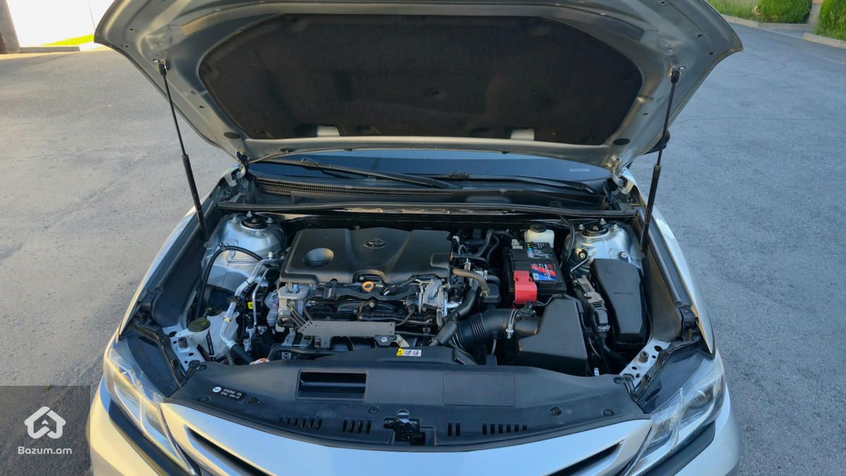 Toyota Camry SE 2.5L - image 26