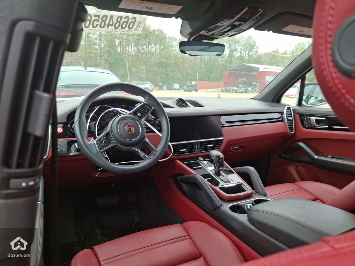 Porsche Cayenne 2023 - image 9