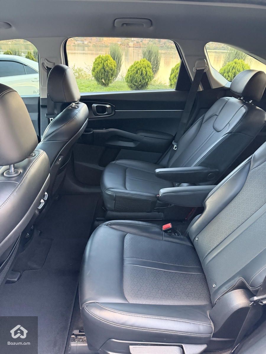 Kia Sorento Hybrid 2021 - image 11