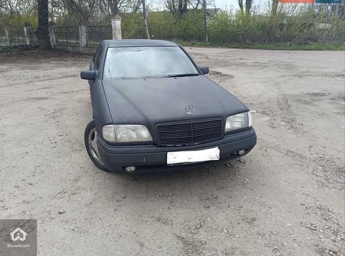 mercedes benz w202 c200 - image 1