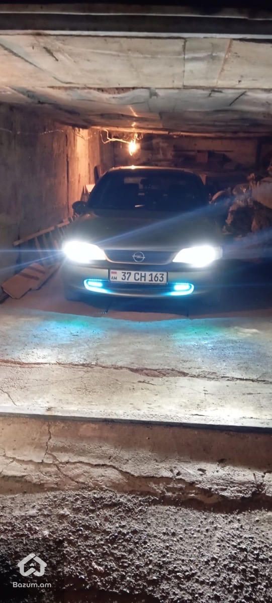 Opel Vectra 1996 - image 4