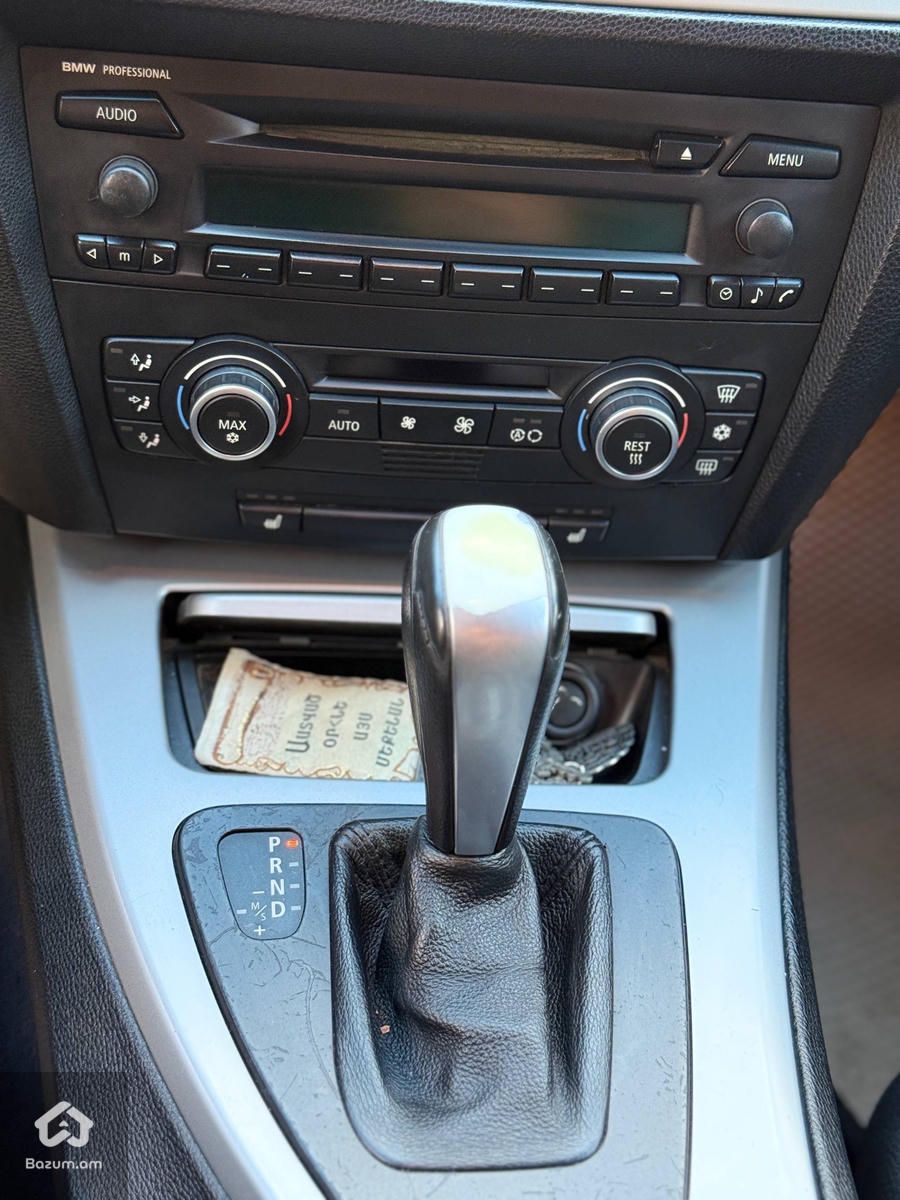 BMW 330i E90 - image 13