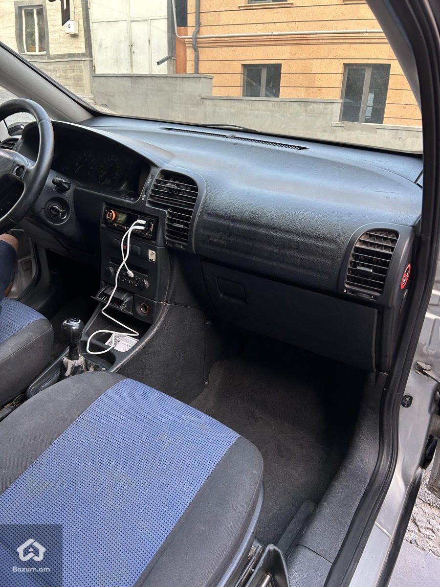 Opel Zafira 2005 - image 29