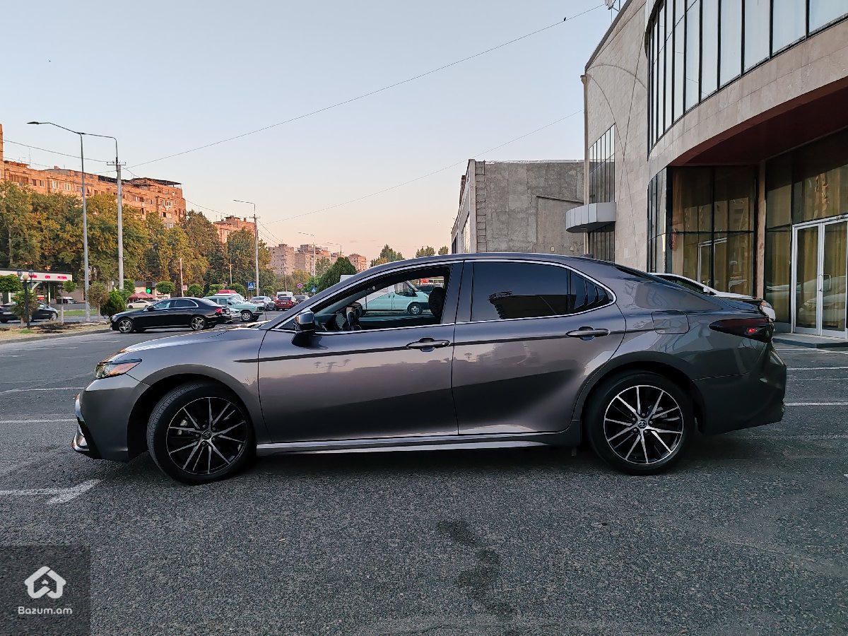 Toyota camry 2021 - image 7