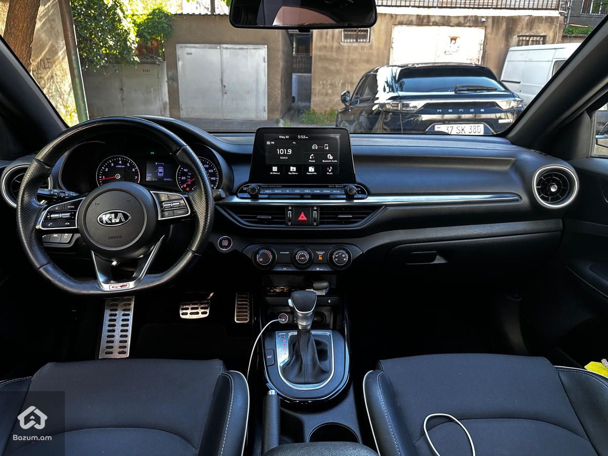 Kia Forte Gt-Line - image 15