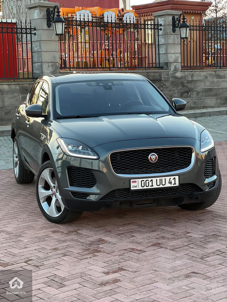 Jaguar E-Pace R-Dynamic P250AWD - image 1