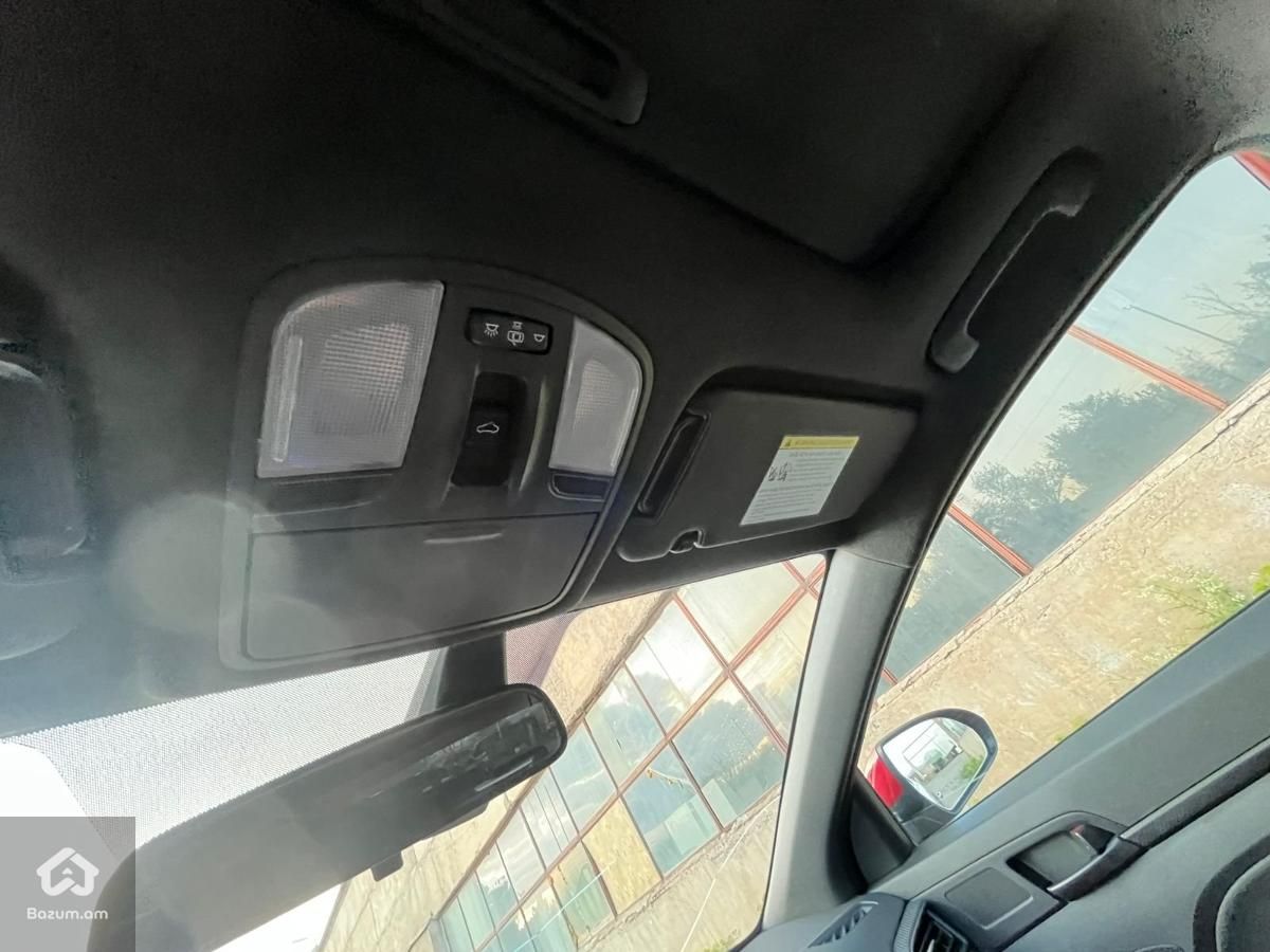 Hyundai - image 16