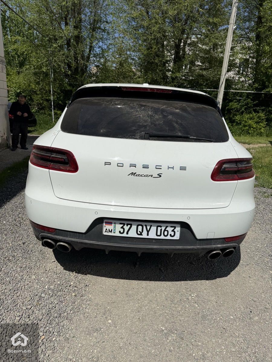 Porsche Macan 3.0 - image 7