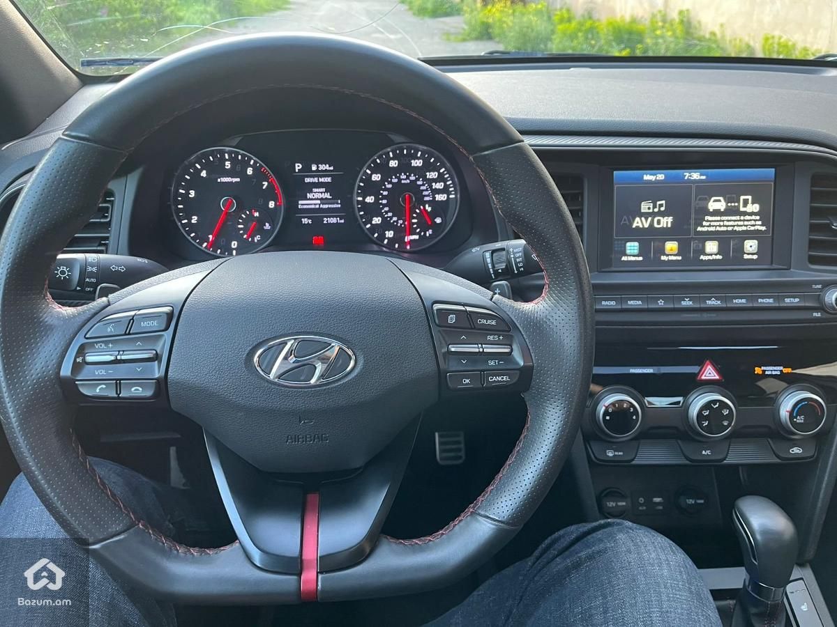 Hyundai - image 13