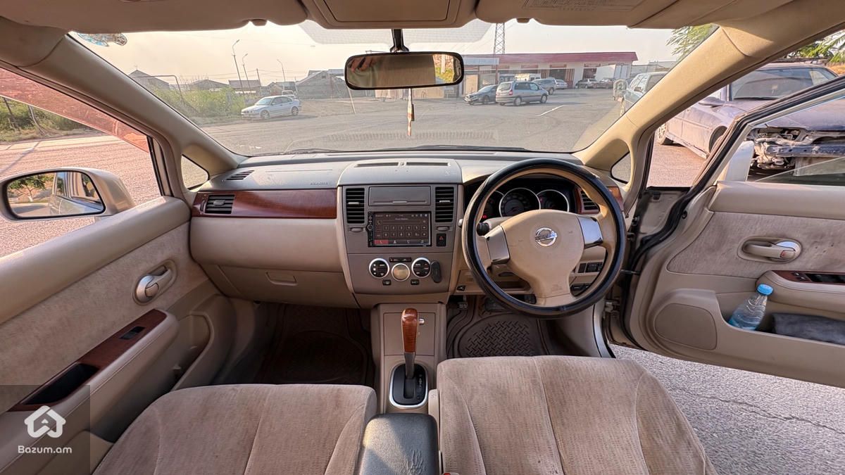 NISSAN TIIDA LATIO - image 3