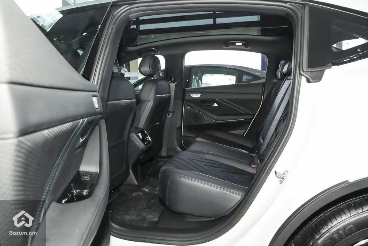 Changan Deepal SL03 - image 23