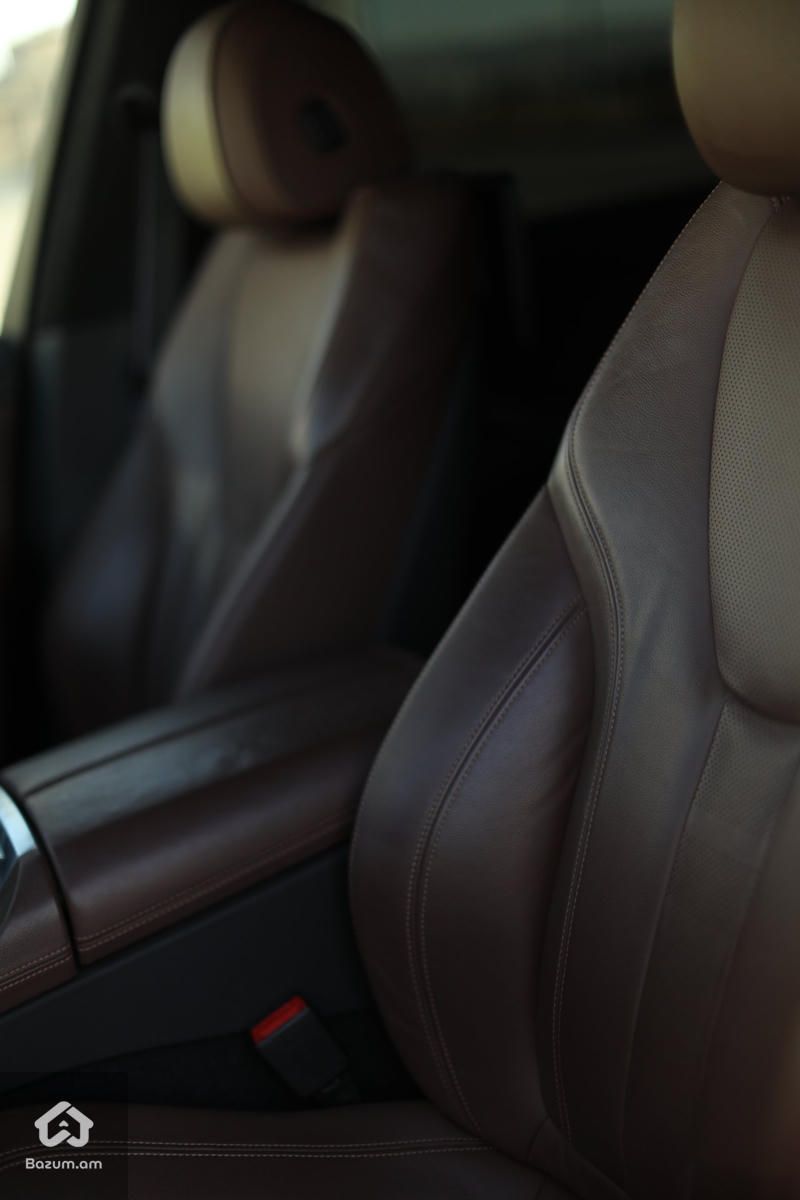 BMW X7 2019 M50i - image 13