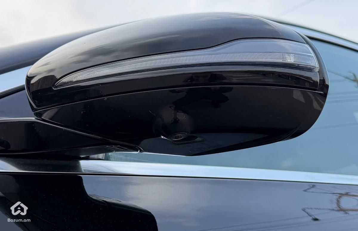 Mercedes Benz E300 - image 18