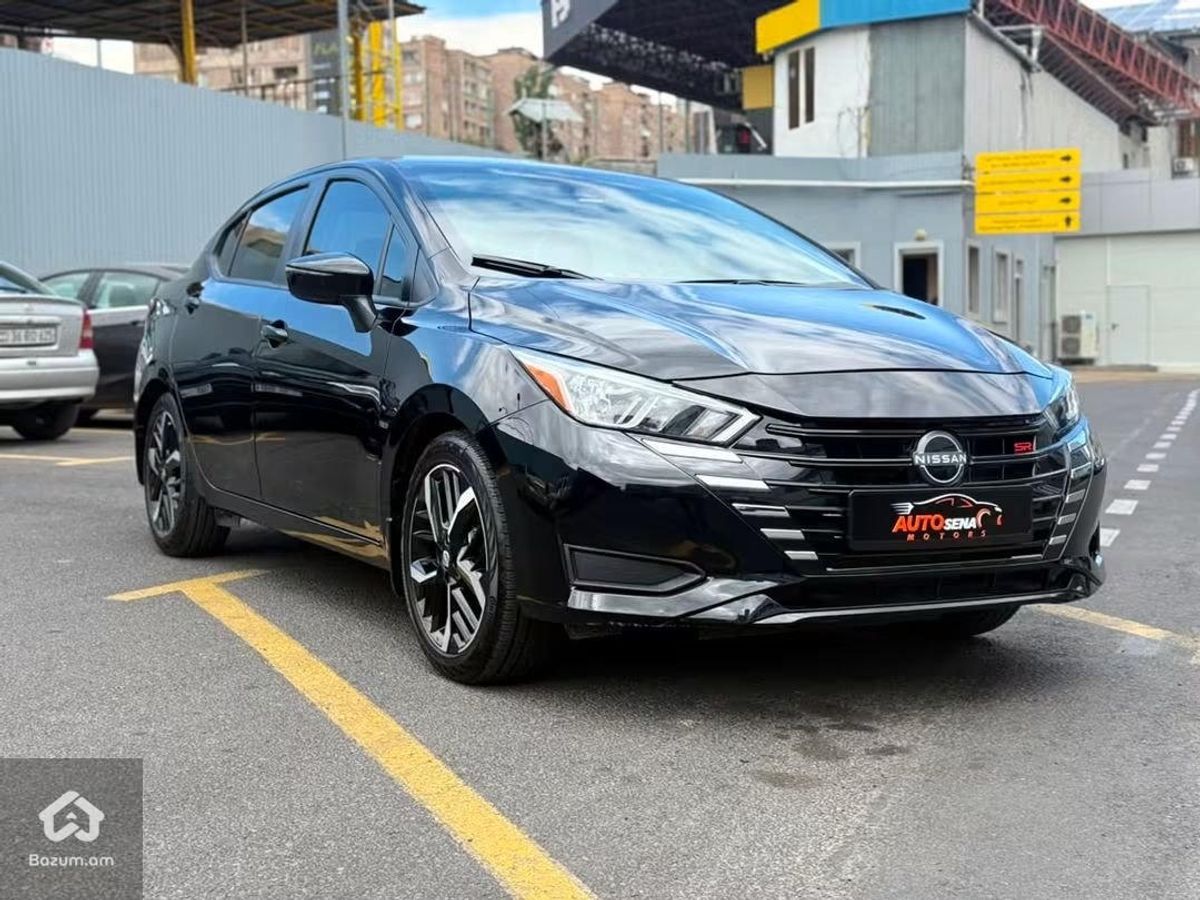Nissan Versa SR 2025 - image 1