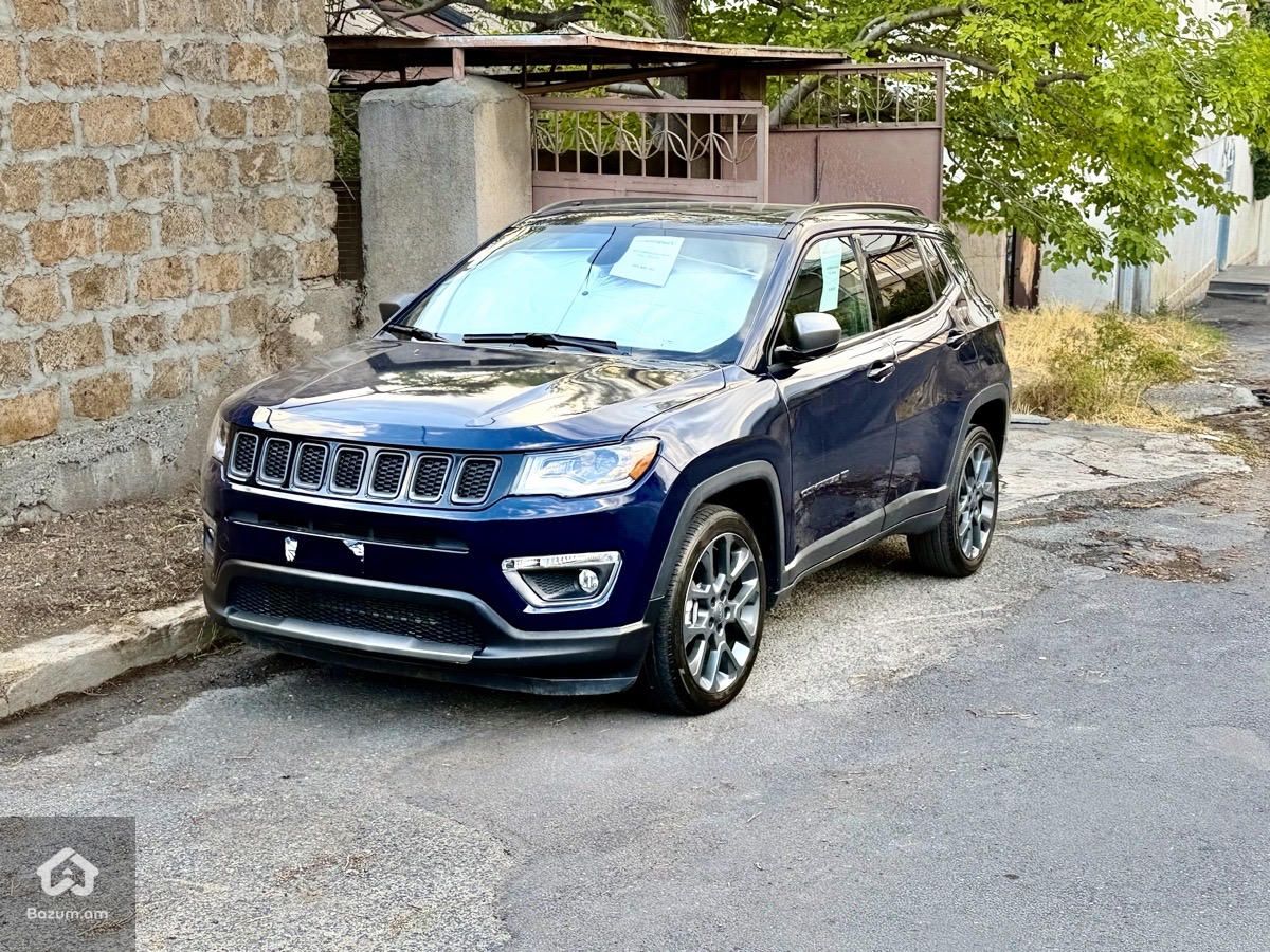 Jeep Compass Aniversary - image 2