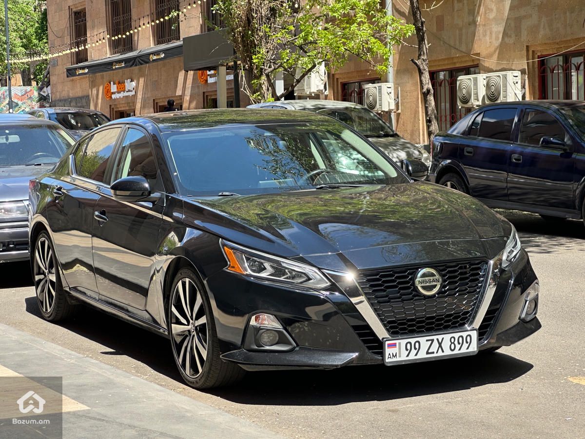 Nissan Altima 2022 SR - image 3