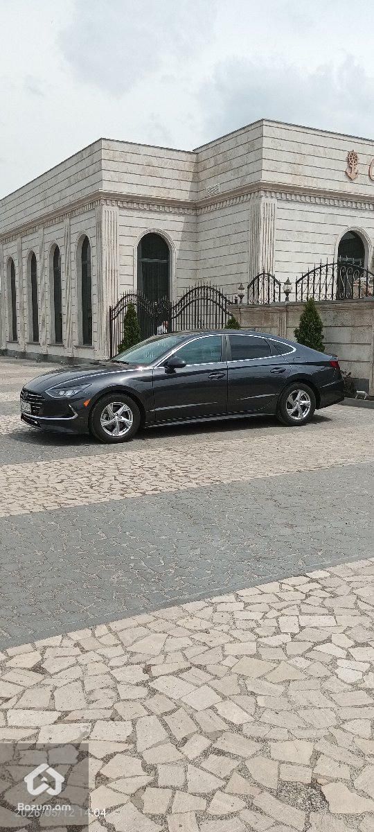 Hyundai sonata - image 1