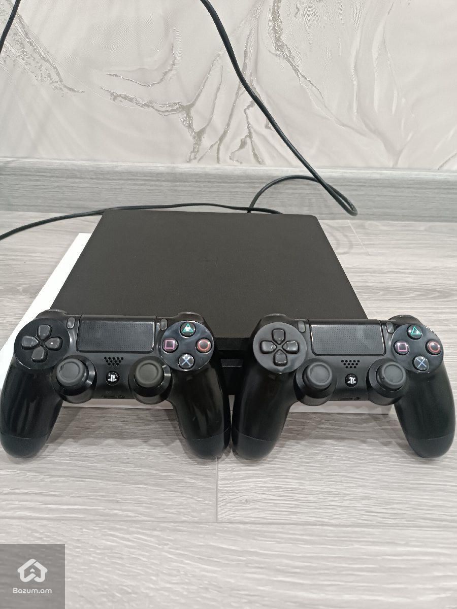 Playstation 4 Slim 500GB - image 1
