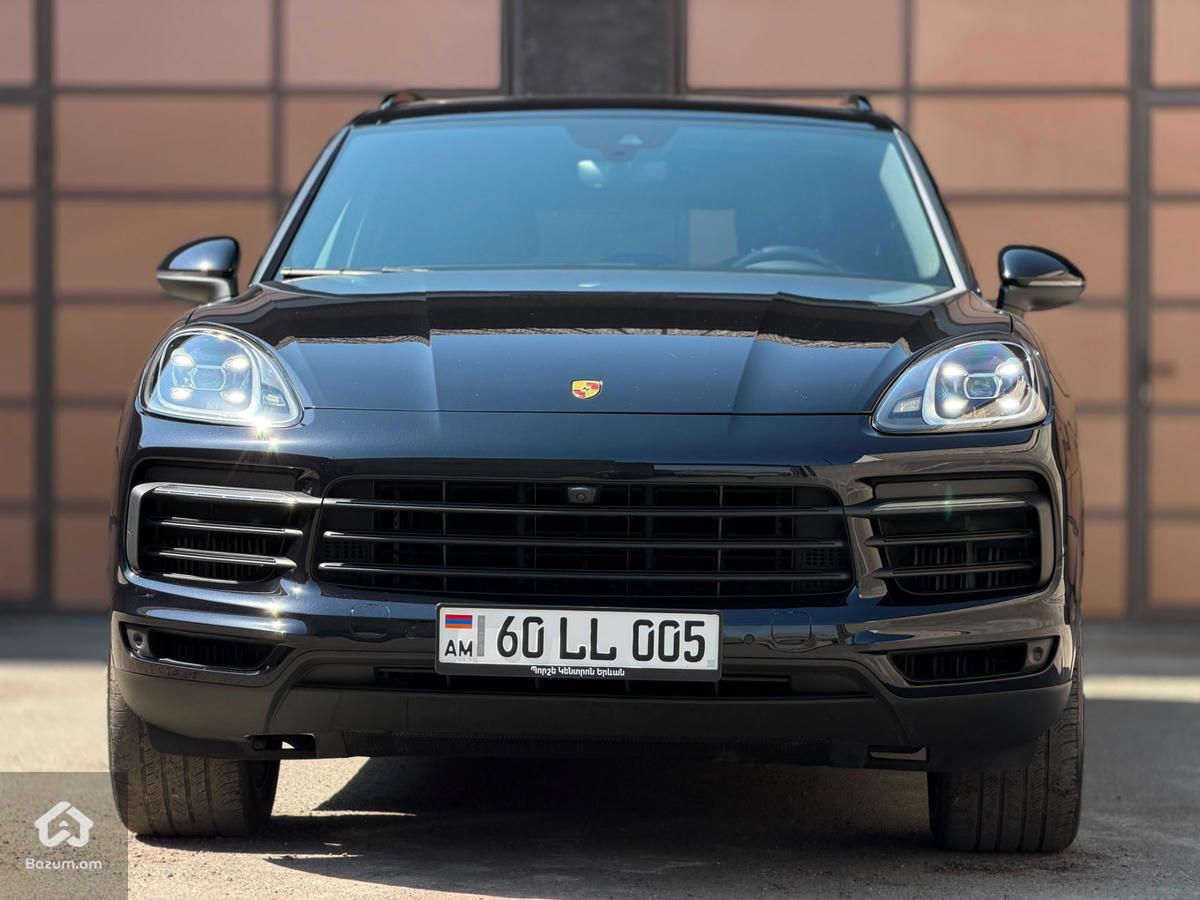 Porsche Cayenne 2022 - image 2