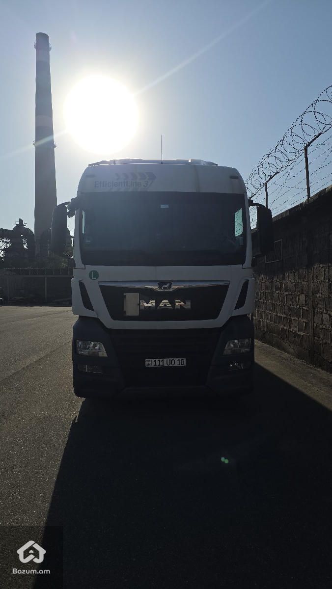 MAN 2017 - image 8