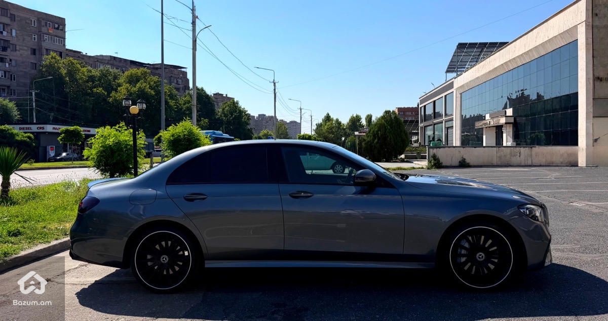 Mercedes Benz E350 AMG Line W213 - image 3