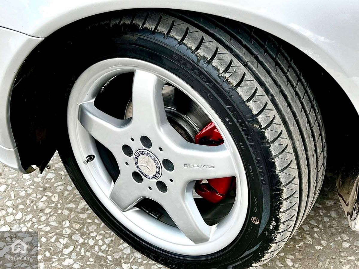 Mercedez Benz W203 - image 3