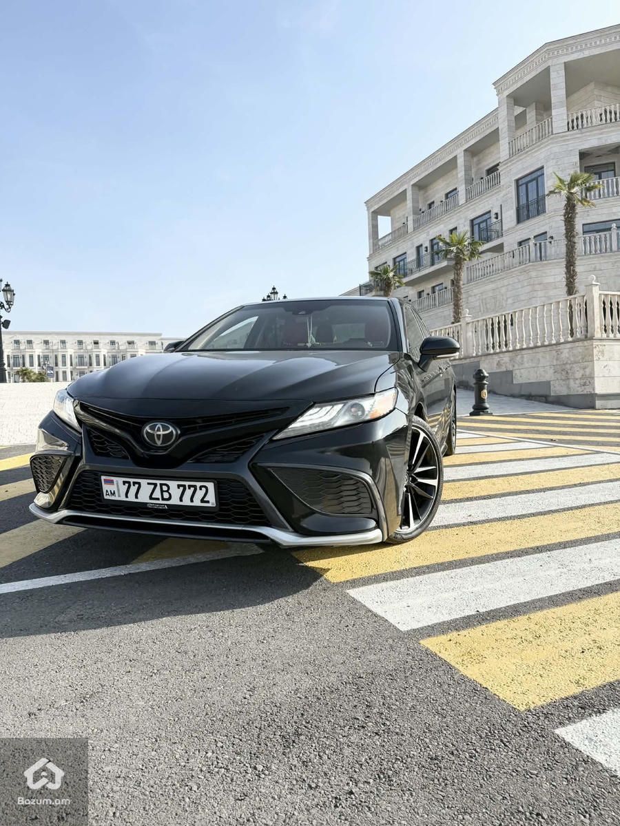 Toyota camry XSE - image 4